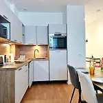 Celine 28 Appartement Au 16Eme Arrondissement, Victor Hugo Prestige